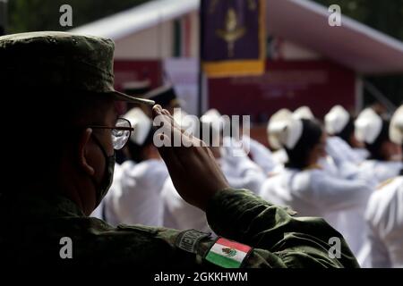 Nicht exklusiv: Militär Nehmen Sie an der Zeremonie zum Gedenken an den 174. Jahrestag der Heldentat der Kadetten des heldenhaften Militärs C Teil Stockfoto