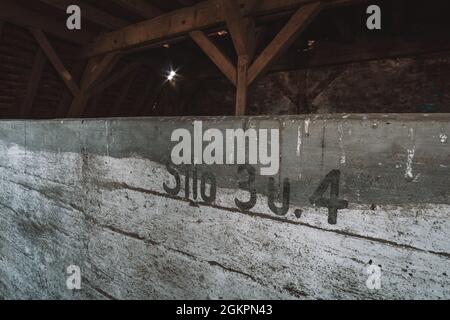 Eine alte Mühle, ein altes Lager für landwirtschaftliche Produkte wie Getreide und Saatgut Stockfoto