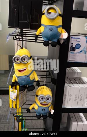 Ausstellung von Minions zum Verkauf in einem Geschäft. St. Paul Minnesota, USA Stockfoto