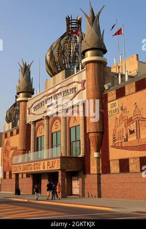 Außenansicht des Mitchell Corn Palace, des weltweit einzigen Corn Palace.Mitchell.South Dakota.USA Stockfoto