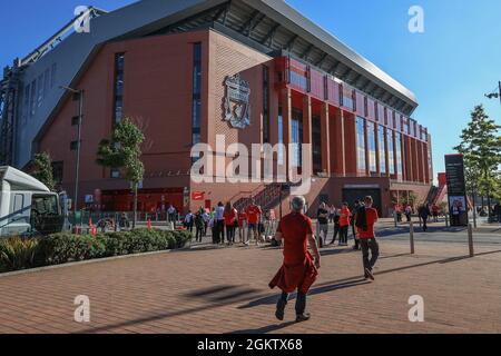 Liverpool, Großbritannien. September 2021. Eine allgemeine Ansicht von Anfield in Liverpool, Vereinigtes Königreich am 9/15/2021. (Foto von Mark Cosgrove/News Images/Sipa USA) Quelle: SIPA USA/Alamy Live News Stockfoto