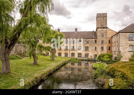 Brimscombe Port Mill, Steinmühlenkomplex von Anfang bis Mitte des 19. C19, Stroud, The Cotswolds, Großbritannien Stockfoto