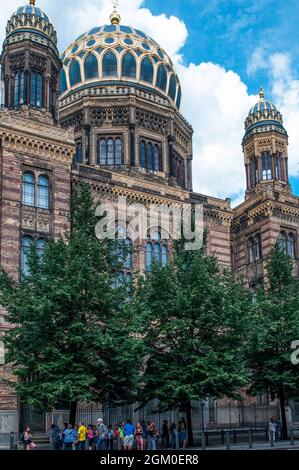 Die Neue Synagoge oder Centrum Judaicum in der Oranienburger Straße, Berlin, Deutschland Stockfoto