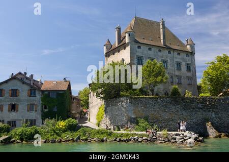 FRANKREICH HAUTE-SAVOIE (74) YVOIRE, SCHLOSS VON YVOIRE AM LEMAN SEE Stockfoto