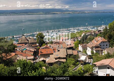 FRANKREICH HAUTE-SAVOIE (74) STADT THONON-LES-BAINS, HAFEN VON RIVES, STANDSEILBAHN UND DER SEE LEMAN Stockfoto