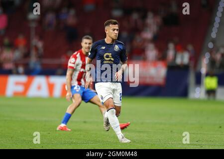 Madrid, Spanien. September 2021. Otavio (Porto) Fußball/Fußball : UEFA Champions League Gruppenphase Matchday 1 Spiel der Gruppe B zwischen Culb Atletico de Madrid 0-0 FC Porto im Estadio Metropolitano in Madrid, Spanien . Quelle: Mutsu Kawamori/AFLO/Alamy Live News Stockfoto