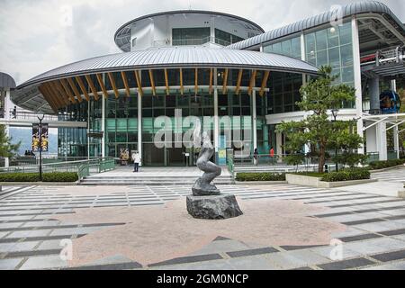 Blick auf die Seilbahnstation am Sun Moon Lake in der Grafschaft Nantou. Stockfoto