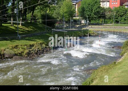 Der Olympiapark Segre befindet sich in der Stadt La Seo de Urgel in der Provinz Lerida, Katalonien, Spanien Stockfoto