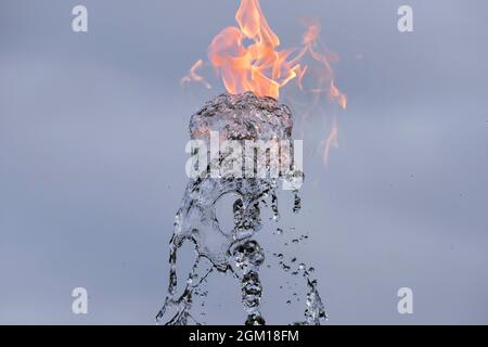 Wasserflamme Skulptur von Jeppe Hein Stockfoto