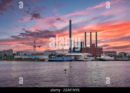 Luftaufnahme des grünen Kraftwerks ECO-Umweltstrom. Stockfoto