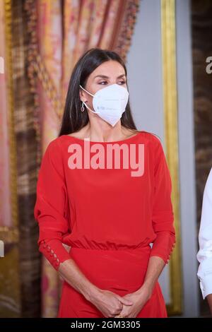 Madrid, Spanien. September 2021. Königin Letizia von Spanien besucht am 16. September 2021 ein Mittagessen mit dem Präsidenten Kolumbiens im Königlichen Palast in Madrid, Spanien Quelle: MPG/Alamy Live News Stockfoto