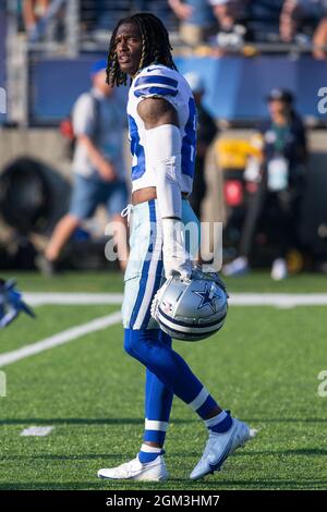 CeeDee Lamb (88), Breitempfänger der Dallas Cowboys, bei den Warmups vor dem Spiel der Pro Football Hall of Fame im Tom Benson Hall of Fame Stadium am Donnerstag Stockfoto