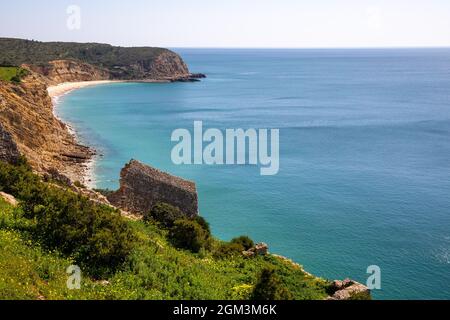 Boca do Rio Strand, in der Nähe von Salema Dorf, Algarve, Portugal. Stockfoto