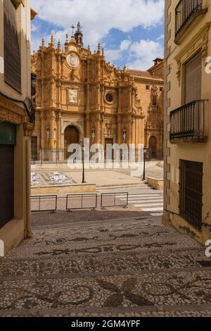Blick auf die Kathedrale von Guadix in der Provinz Granada in Spanien Stockfoto