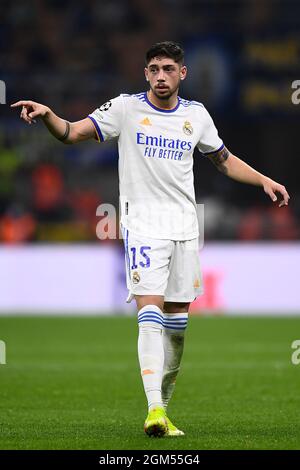 Mailand, Italien. 15. September 2021. Federico Valverde von Real Madrid CF Gesten während des UEFA Champions League Fußballspiels zwischen dem FC Internazionale und Real Madrid CF. Kredit: Nicolò Campo/Alamy Live Nachrichten Stockfoto
