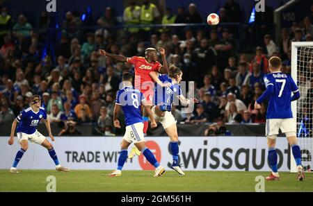 Leicester, Gbr. September 2021. Victor Osimhen aus Neapel schießt bei Leicester City gegen Napoli, UEFA Europa League Fußballspiel, King Power Stadion, Leicester, UK-16 September 2021 Credit: Michael Zemanek/Alamy Live News Stockfoto