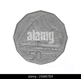 Eine fijische 50-Cent-Münze, isoliert auf Weiß. Stockfoto