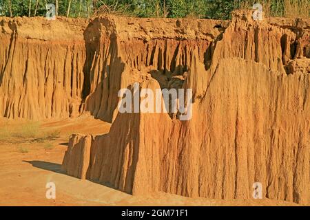 Der atemberaubende Canyon namens Lalu im Ta Phraya Nationalpark, Provinz Sa Kaeo, Ostthailand Stockfoto