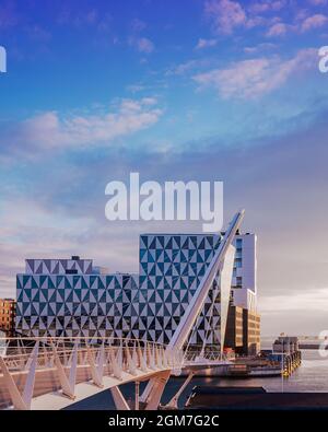 HELSINGBORG, SCHWEDEN - 07. SEPTEMBER 2021: Das neue Oceanhamnen-Projekt wird an den Helsingborgs Docks in Schweden gebaut. Stockfoto