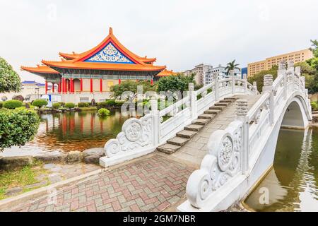 Nationaltheater und Konzerthalle auf dem Liberty Square in Taiwan, Es ist ein öffentlicher platz für Versammlungen im Bezirk Zhongzheng von Taipei. Stockfoto