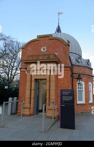 Eintritt zum Altazimuth Pavilion am Royal Observatory in Greenwich, London, Großbritannien Stockfoto