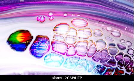 Fluide Liquide Art Acrylöl malt Textur. Abstrakter Mischeffekt im Hintergrund. Flüssiges Acryl Kunstwerk fließt Spritzer. Flüssige Kunsttextur Stockfoto