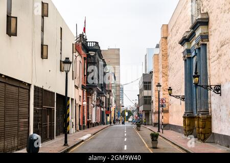 Kolonialgebäude mit Balkonen in Lima, Peru Stockfoto