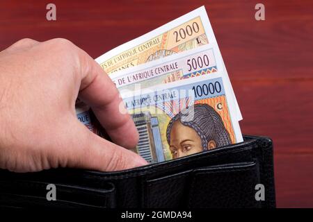 Alte Zentralafrikanische Staaten Geld - Franken in der schwarzen Brieftasche Stockfoto