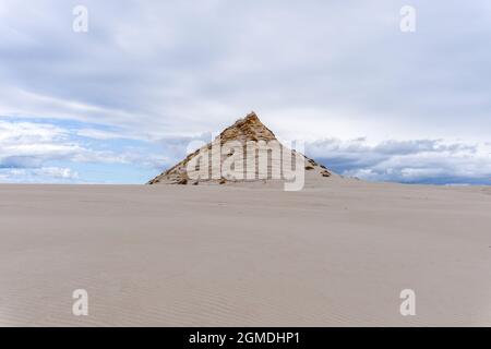 Blick auf endlos wandernde Sanddünen im Slowinski Nationalpark an der Ostsee im Norden Polens Stockfoto