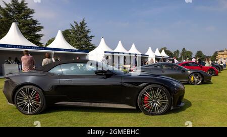 Aston Martin DBS Superleggera Volante ‘MY71 DBS’ auf dem Concours d’Elegance, der am 5. September 2021 im Blenheim Palace stattfand Stockfoto