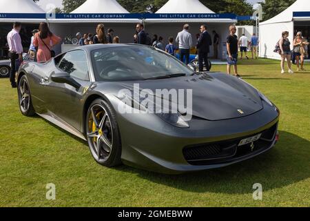 Ferrari 458 Italia ‘50 JS’ wird am 5. September 2021 auf dem Concours d'Elegance im Blenheim Palace ausgestellt Stockfoto