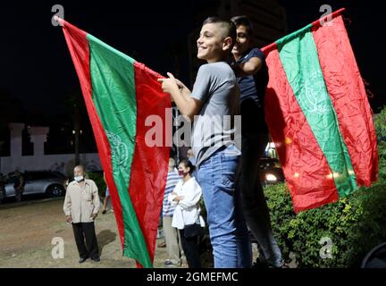 Saida, Libanon. September 2021. Die Volksnasserist Organisation feiert den 39. Jahrestag der Gründung der libanesischen Nationalen Widerstandsfront, Saida, Libanon, September 17 2021. Die LNRF-Bewegung (Jabhat al-Muqawama al-Wataniyya al-Lubnaniyya auf Arabisch) wurde am 16 1982. September gegründet, am selben Tag, an dem die israelische Armee in West-Beirut eintrat.(Elisa Gestri/Sipa USA) Quelle: SIPA USA/Alamy Live News Stockfoto