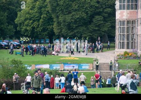 Würdenträger vor dem historischen G7-Treffpunkt in der Astley Hall, Chorley, Großbritannien. Der Wahlkreis von Sir Lindsay Hoyle, Sprecher des Unterhauses Stockfoto