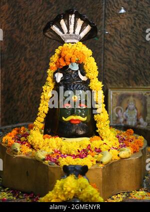 Beawar, Indien. September 2021. Idol des hinduistischen Lords Shiva am Mahakal Tempel anlässlich des Jal Jhulni Ekadashi Festivals in Beawar. (Foto von Sumit Sararswat/Pacific Press/Sipa USA) Quelle: SIPA USA/Alamy Live News Stockfoto