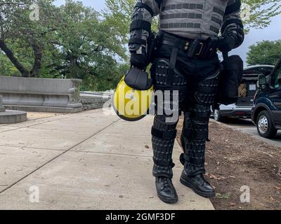 18. September 2021, Washington, District of Columbia, USA: Polizei aus dem Großraum DC bereitet sich auf die J-6-Rallye vor (Foto: © Sue Dorfman/ZUMA Press Wire) Stockfoto
