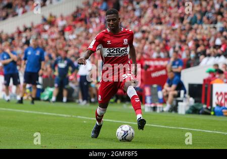 MIDDLESBROUGH, GROSSBRITANNIEN. SEPTEMBER. Isaiah Jones von Middlesbrough während des Sky Bet Championship-Spiels zwischen Middlesbrough und Blackpool im Riverside Stadium, Middlesbrough, am Samstag, dem 18. September 2021. (Kredit: Michael Driver | MI Nachrichten) Kredit: MI Nachrichten & Sport /Alamy Live Nachrichten Stockfoto