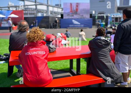 Die Bay Area, in der der berühmte LV America's Cup, San Francisco, CA, ausgetragen wird Stockfoto