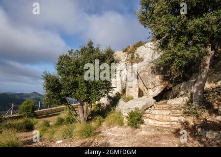 Ramon Llull Höhle, Cura Heiligtum, Puig de Randa, Mallorca, Balearen, Spanien. Stockfoto