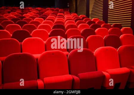 Sitzdarstellung während der Einweihung eines neuen Theaters (oder Theaters) in Bry-sur-Marne, Val-de-Marne, Region Ile-de-France, in der Nähe von Paris, Frankreich, Am 17. September 2021. Foto von Victor Joly/ABACAPRESS.COM Stockfoto