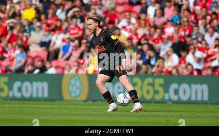 MIDDLESBROUGH, GROSSBRITANNIEN. SEPTEMBER. Josh Bowler von Blackpool während des Sky Bet Championship-Spiels zwischen Middlesbrough und Blackpool im Riverside Stadium, Middlesbrough, am Samstag, dem 18. September 2021. (Kredit: Michael Driver | MI Nachrichten) Kredit: MI Nachrichten & Sport /Alamy Live Nachrichten Stockfoto