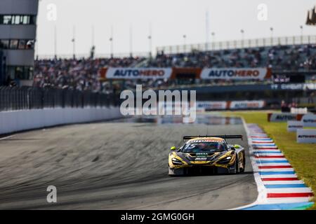 Assen: DTM TT Circuit Assen 2021, (Foto von hoch zwei) 15 Christian Klien (AUT), McLaren 720S GT3, JP Motorsport Stockfoto