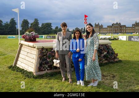 Oxford, Großbritannien, 18. September 2021, AL bis R: Die Schauspielerin Genevieve Gaunt, die Schauspielerin Sabrina Bartlett und die Radiomoderatorin und Modelin Lilah Parsons bei den internationalen Pferdekämpfen des Blinheim Palace, die vom Jockey Club auf dem Gelände des Blenheim Palace im Dorf Woodstock in der Nähe von Oxford in Großbritannien vom 16. Bis 19. September 2021 abgehalten wurden, wurden Ihnen zugebracht. Quelle: Peter Nixon/Alamy Live News Stockfoto
