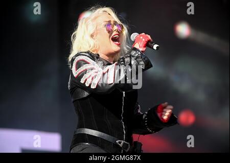 18. September 2021, Leeds, South Yorkshire, USA: Kim Wilde Performing at , Lets Rock 80s , Leeds , UK , 18.09.2021 (Kreditbild: © Robin Burns/ZUMA Press Wire) Stockfoto