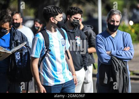 Argentinische Tennisfans, die an einem Davis-Cup-Spiel in Buenos Aires teilnehmen Stockfoto