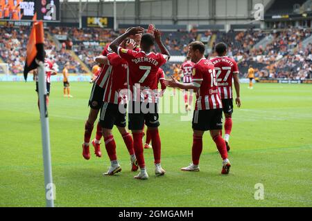 KINGSTON UPON HULL, GROSSBRITANNIEN. 18. SEPTEMBER - Weitere Feierlichkeiten von The Blades während des Sky Bet Championship-Spiels zwischen Hull City und Sheffield United im KC Stadium, Kingston upon Hull am Samstag, 18. September 2021. (Kredit: Emily Moorby | MI Nachrichten) Kredit: MI Nachrichten & Sport /Alamy Live Nachrichten Stockfoto