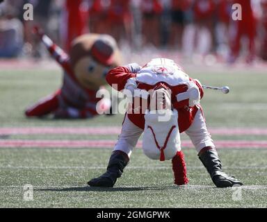 Columbus, Usa. September 2021. Ohio State Buckeyes Drum Major tritt vor dem Spiel Buckeyes gegen den Tulsa Golden Hort am Samstag, 18. September 2021 in Columbus, Ohio, auf. Foto von Aaron Josefczyk/UPI Credit: UPI/Alamy Live News Stockfoto