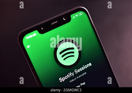 Neu Delhi, Indien, 29. November 2019:- Spotify-App auf dem Telefon Stockfoto