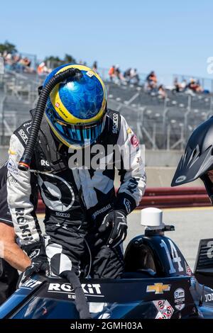 Monterey, Kalifornien, USA. September 2021. SEBASTIEN BOURDAIS (14) aus Le Mans, Frankreich, bereitet sich auf die Qualifikation für den Grand Prix von Monterey auf dem WeatherTech Raceway Laguna Seca in Monterey, Kalifornien, vor. (Bild: © Walter G Arce SR Grindstone Medi/ASP über ZUMA Press Wire) Stockfoto