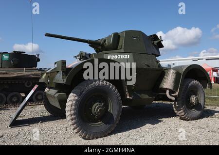 Ein Daimler Armoured Car Mk II aus dem 2. Weltkrieg während einer Demonstration im Bovington Tank Museum, Dorset, Großbritannien Stockfoto