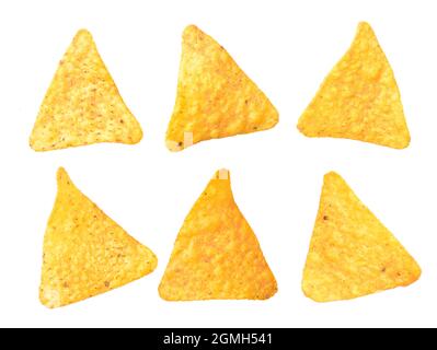 Nachos auf weißem Hintergrund mit Beschneidungspfad isoliert Stockfoto